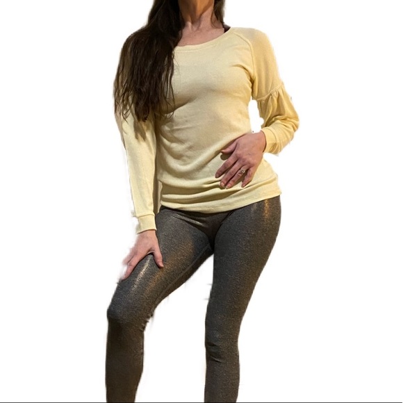 Elliot and Vine cream top shirt Size small - Picture 1 of 16
